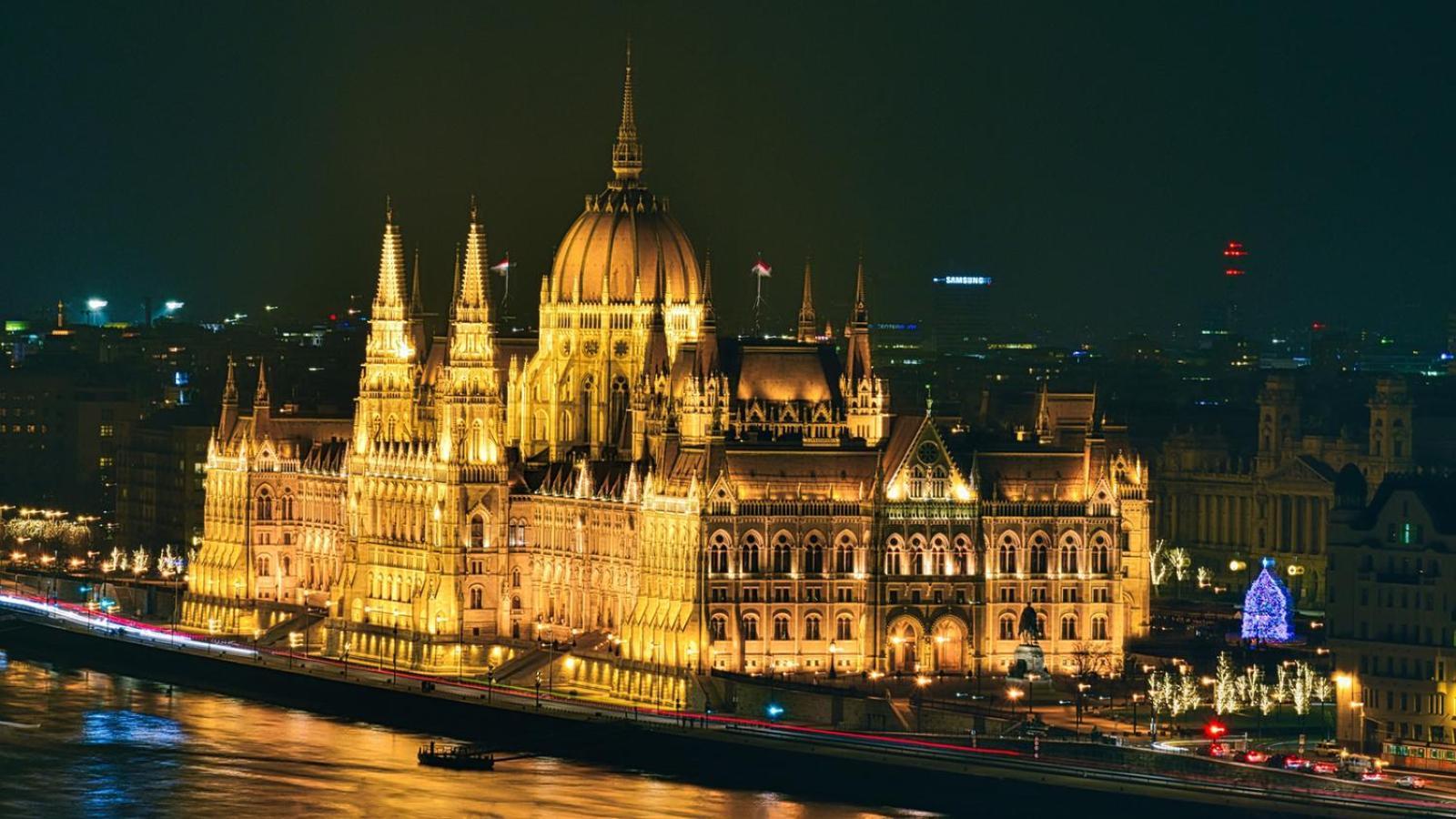 New York Palace Apartment In The Downtown Budapest Extérieur photo